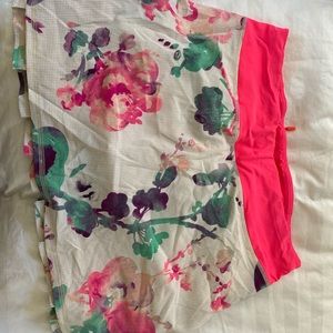 Lululemon flounce tennis skirt size 4